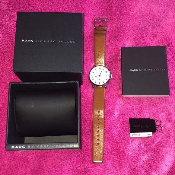 MARC JACOBS WATCH - Picture 2 of 8